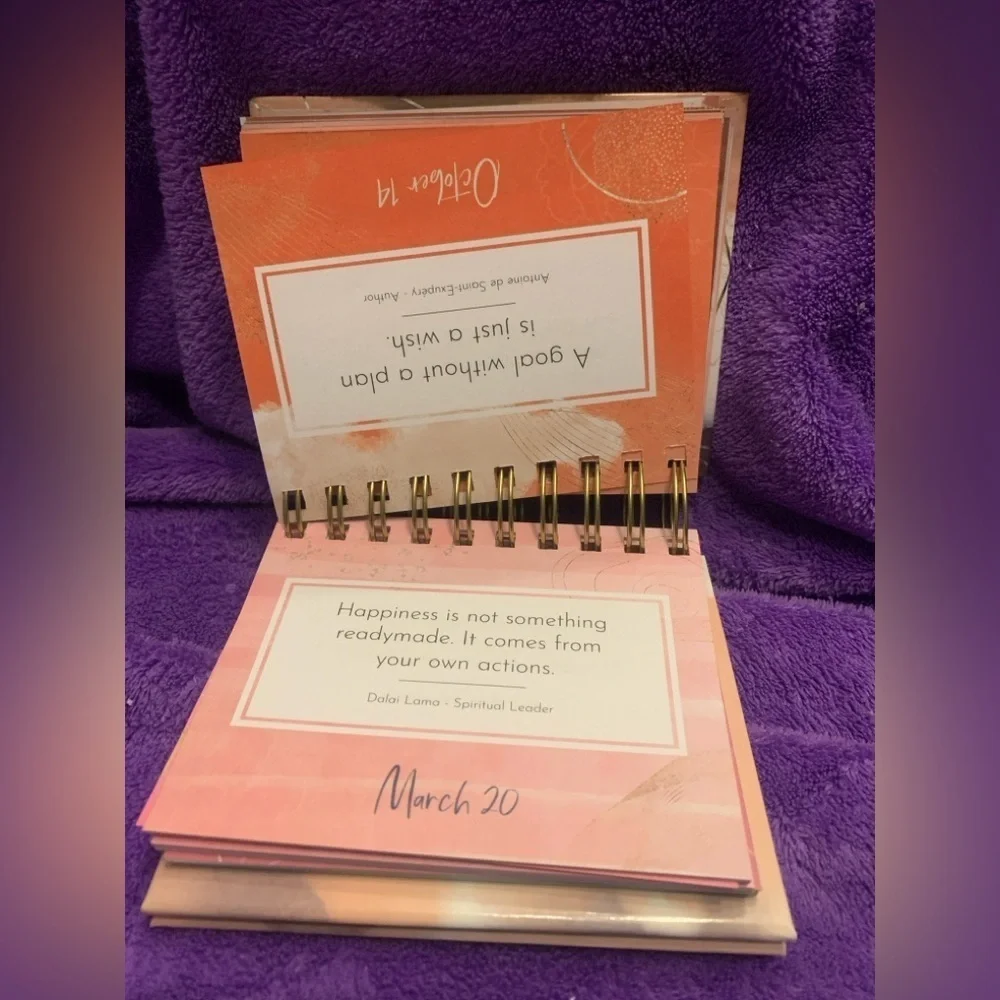 Ryve Gold Spiral Inspirational Quote Daily Calendar New